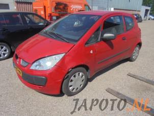 Mitsubishi Colt 1.1 12V Épave (2007, Rouge)
