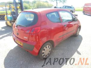 Mitsubishi Colt 1.1 12V Épave (2007, Rouge)