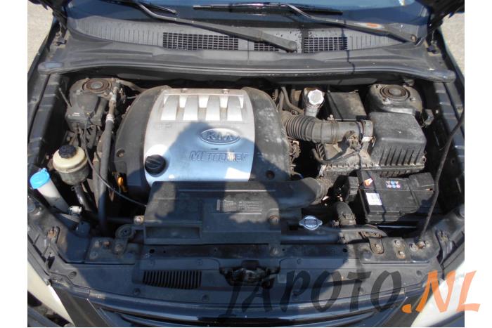 Kia Carens II 1.6i 16V Épave (2005, Noir)