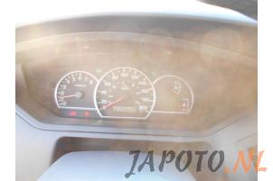 Kia Carens II 1.6i 16V Épave (2005, Noir)