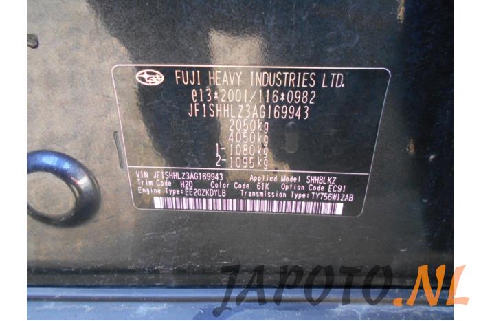 Subaru Forester 2.0D Vehículo de desguace (2011, Gris)