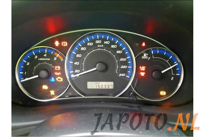 Subaru Forester 2.0D Vehículo de desguace (2011, Gris)