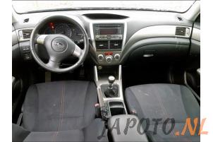 Subaru Forester 2.0D Vehículo de desguace (2011, Gris)