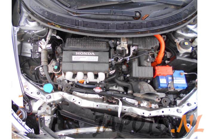 Honda CR-Z 1.5 Hybrid 16V Samochód złomowany (2011, Szary)