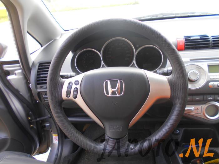 Honda Jazz 1.3 i-Dsi Salvage vehicle (2005, Gray)
