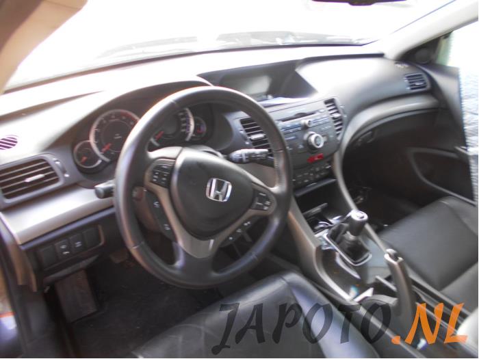 Honda Accord Tourer 2.2 i-DTEC 16V Samochód złomowany (2010, Szary)