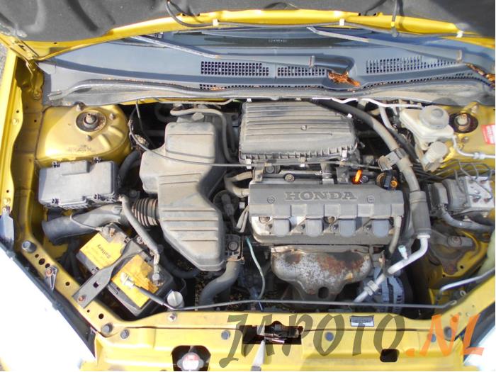 Honda Civic 1.4 16V Salvage vehicle (2001, Yellow)