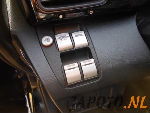 Honda FR-V 1.7 16V Vehículo de desguace (2005, Negro)