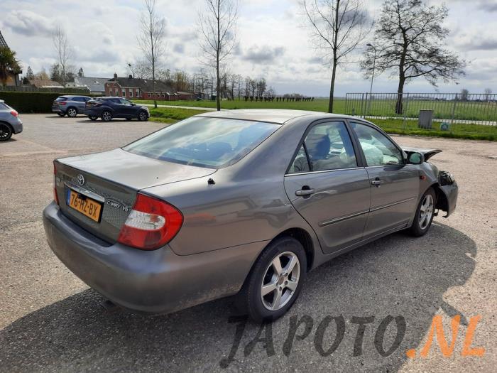 Toyota Camry 3.0i V6 24V Salvage vehicle (2002, Gray)