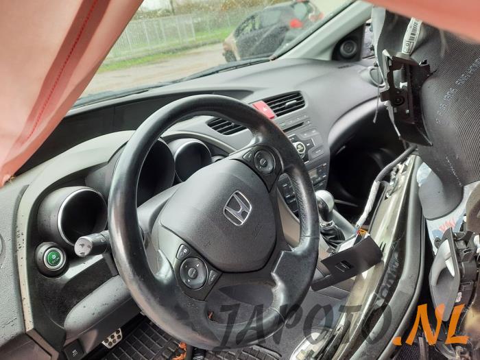 Honda Civic 1.8i VTEC 16V Samochód złomowany (2013, Czarny)