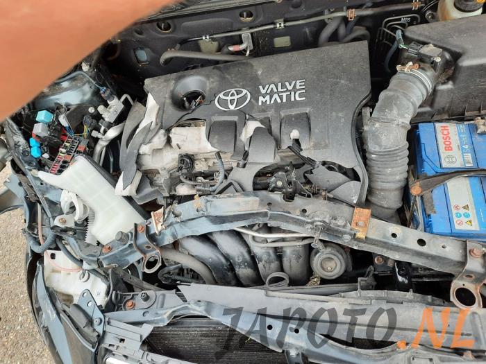 Toyota RAV4 2.0 16V Valvematic 4x4 Épave (2010, Vert)