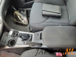 Toyota RAV4 2.0 16V Valvematic 4x4 Épave (2010, Vert)