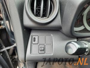 Toyota RAV4 2.0 16V Valvematic 4x4 Épave (2010, Vert)