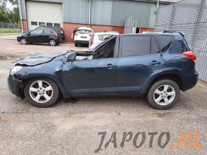 Toyota RAV4 2.2 D-CAT 16V 4x4 Épave (2009, Vert)