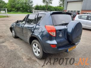 Toyota RAV4 2.2 D-CAT 16V 4x4 Épave (2009, Vert)