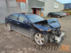 Lexus LS 460 4.6 32V VVT-i Samochód złomowany (2007, Niebieski)