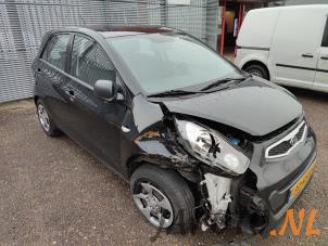 Kia Picanto 1.0 12V Samochód złomowany (2011, Czarny)