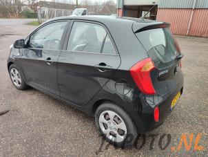 Kia Picanto 1.0 12V Samochód złomowany (2011, Czarny)