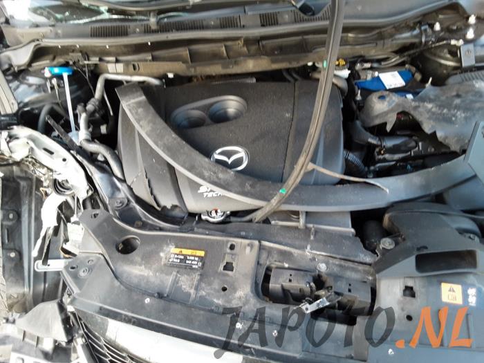 Mazda CX-5 2.0 SkyActiv-G 16V 2WD Salvage vehicle (2015, Black)