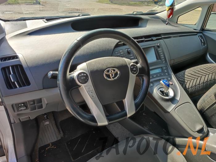 Toyota Prius 1.8 16V Skrotfordon (2009, GRIJS)