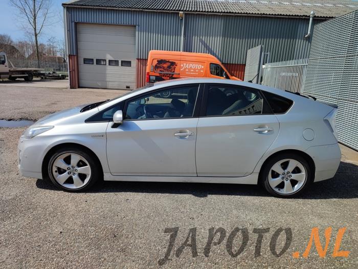 Toyota Prius 1.8 16V Vehículo de desguace (2009, Gris)