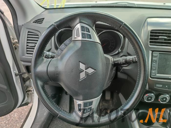 Mitsubishi ASX 1.8 DI-D HP MIVEC 16V Samochód złomowany (2012, Bialy)