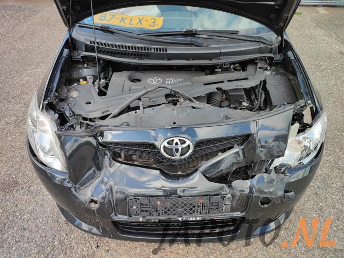 Toyota Auris 1.6 Dual VVT-i 16V Épave (2010, Noir)