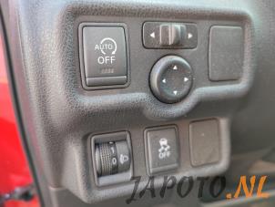Nissan Note 1.5 dCi 90 Épave (2015, Rouge)