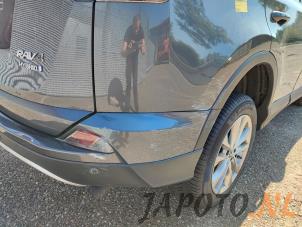Toyota RAV4 2.5 Hybrid 16V VVT-i 4x4 Épave (2019, Gris)