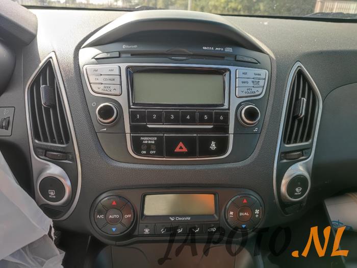 Hyundai iX35 1.6 GDI 16V Épave (2010, Noir)
