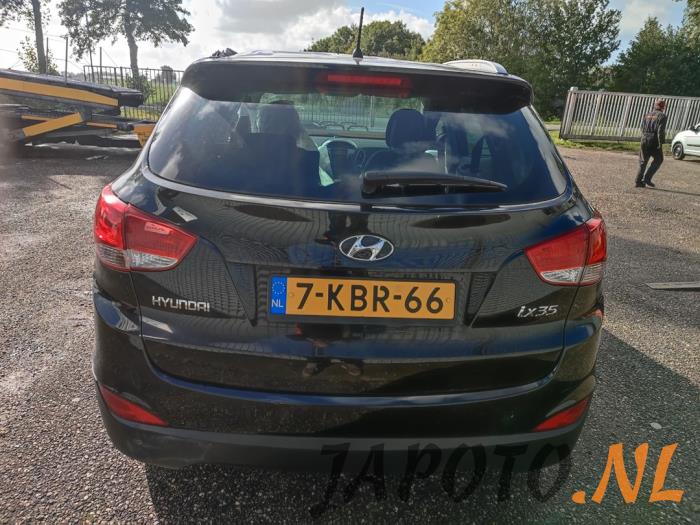 Hyundai iX35 1.6 GDI 16V Épave (2010, Noir)