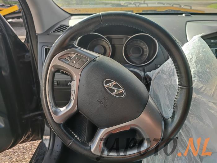 Hyundai iX35 1.6 GDI 16V Épave (2010, Noir)