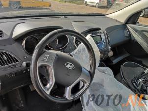 Hyundai iX35 1.6 GDI 16V Épave (2010, Noir)
