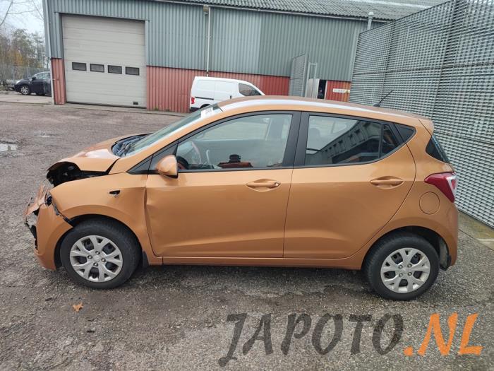 Hyundai i10 1.2 16V Épave (2016, Orange)