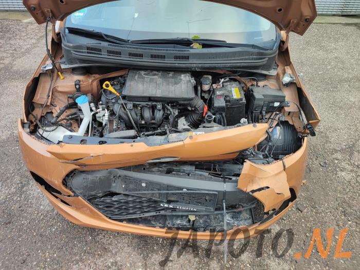 Hyundai i10 1.2 16V Épave (2016, Orange)