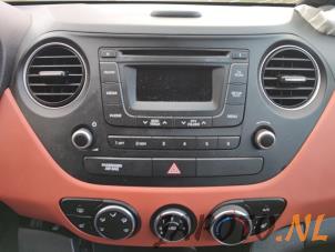 Hyundai i10 1.2 16V Épave (2016, Orange)