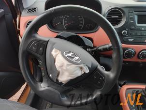 Hyundai i10 1.2 16V Épave (2016, Orange)