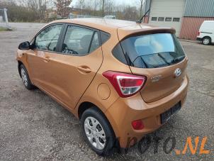 Hyundai i10 1.2 16V Épave (2016, Orange)