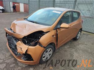 Hyundai i10 1.2 16V Épave (2016, Orange)