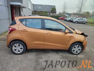 Hyundai i10 1.2 16V Épave (2016, Orange)