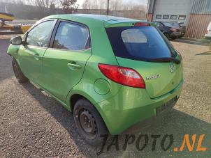 Mazda 2 1.3 16V S-VT Samochód złomowany (2010, Zielony)