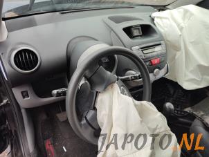 Toyota Aygo 1.0 12V VVT-i Épave (2007, Noir)