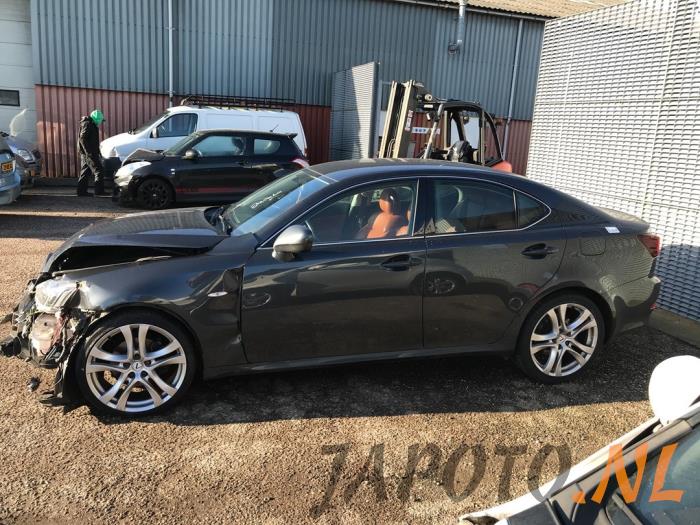 Lexus IS 250 2.5 V6 24V Épave (2007, Gris)