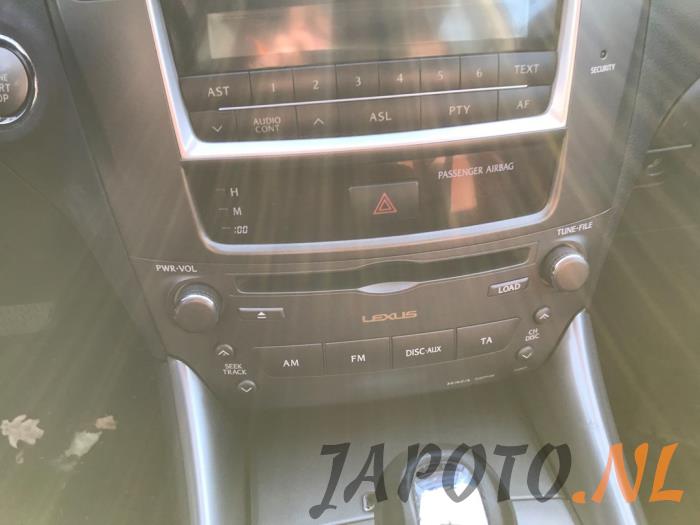 Lexus IS 250 2.5 V6 24V Épave (2007, Gris)