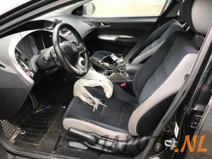 Honda Civic 1.4 i-Dsi Épave (2008, Noir)