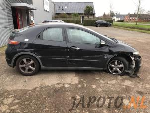 Honda Civic 1.4 i-Dsi Épave (2008, Noir)