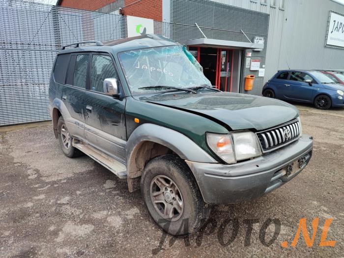 Toyota Land Cruiser 90 3.0 TD Challenger Salvage vehicle (1998, Granite)