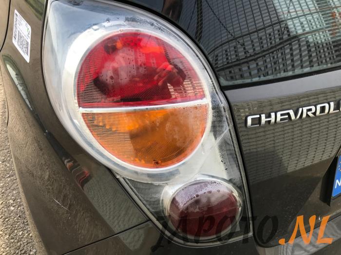 Chevrolet Spark 1.0 16V Bifuel Vehículo de desguace (2011, Marrón)