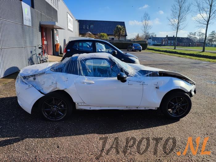 Mazda MX-5 1.5 Skyactiv G-131 16V Épave (2017, Blanc)