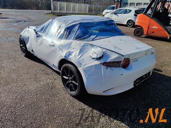 Mazda MX-5 1.5 Skyactiv G-131 16V Épave (2017, Blanc)